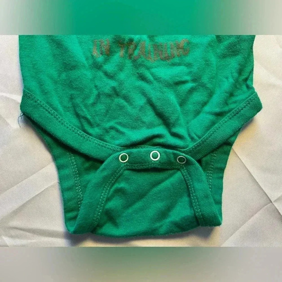 STAR WARS | infant Yoda onesie. Size: 6M - Picture 4 of 9